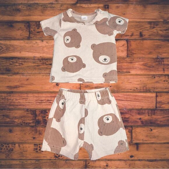 5 for $25🔥3-6 Months Bear Print Ribbed Outfit Set - Picture 1 of 4